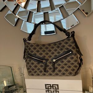 Dooney & Bourke hobo bag